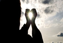 2022亚洲杯直播怎么免费观看?这些渠道和技巧帮你轻松看球